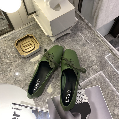 Naiste vabaaja mokassiinid kunstnahast lipsudega