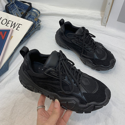 Új modell női velúr tornacipők durva talppal és fűzővel