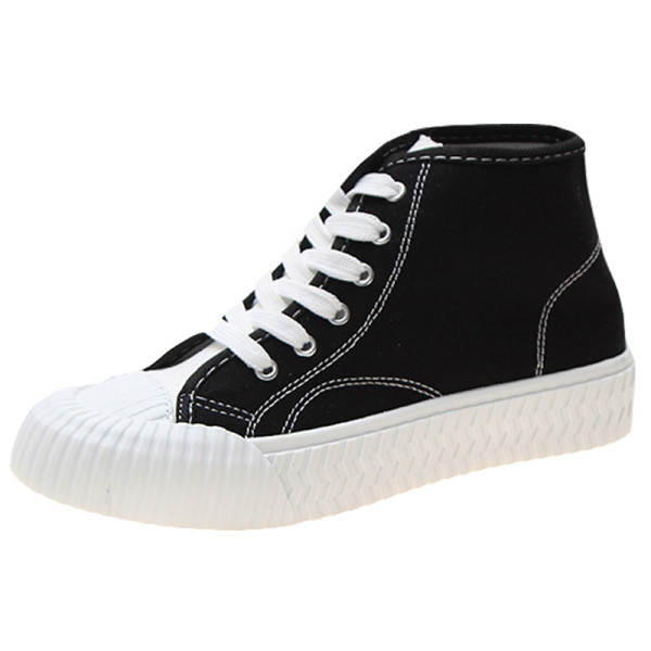 Naiste vabaaja tossud lameda talla ja paeltega