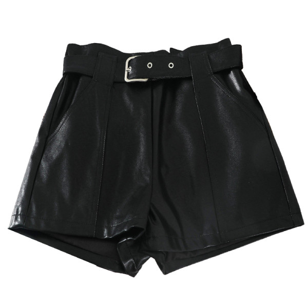 Naiste nahast lühikesed püksid kõrge vöö ja vööga