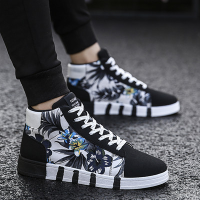 Meeste vabaaja kevadised paelte ja lillemustriga tossud