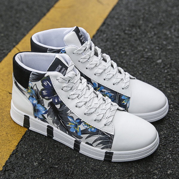 Meeste vabaaja kevadised paelte ja lillemustriga tossud