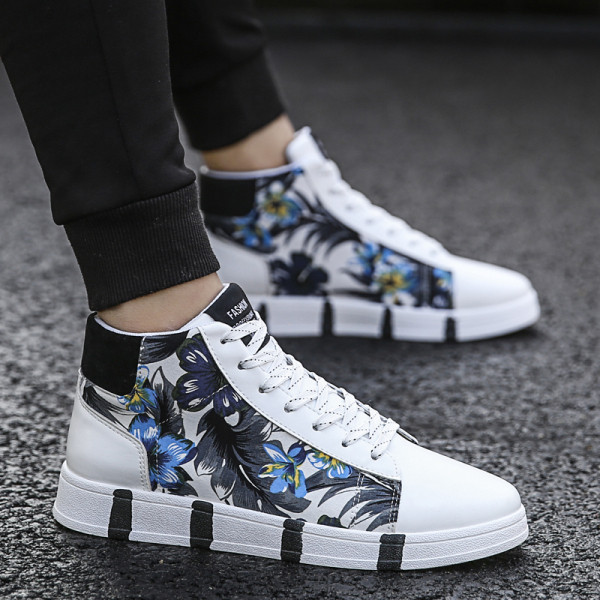 Meeste vabaaja kevadised paelte ja lillemustriga tossud