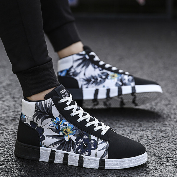 Meeste vabaaja kevadised paelte ja lillemustriga tossud