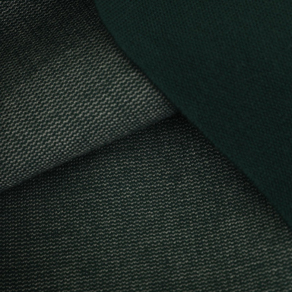 Naiste kootud komplekt, mis sisaldab V-kaelusega kampsunit ja kõrge vöökohaga seelikut