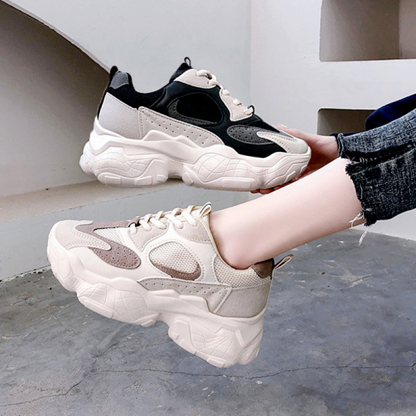 Öko-seemisnahast ja tekstiilist valmistatud kareda tallaga moodsad naiste tossud