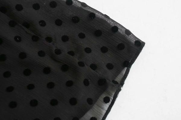 Hosszú női szoknya szabású tüll modell