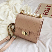 Moodne pika sanga ja pärlitega kaunistusega naistekott