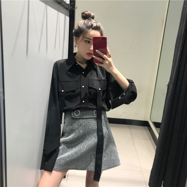 Must naiste särk klassikalise kraega - lai mudel