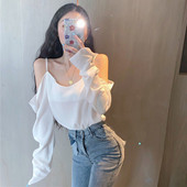 Kevadine naiste allakäinud varrukatega pluus pärlitest rihmadega