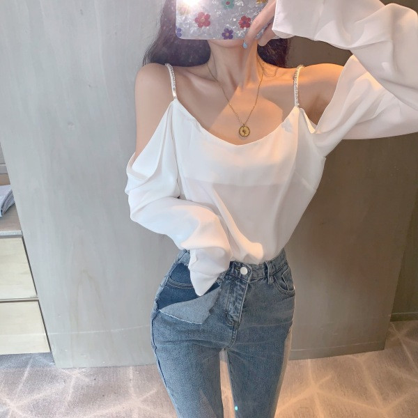 Kevadine naiste allakäinud varrukatega pluus pärlitest rihmadega