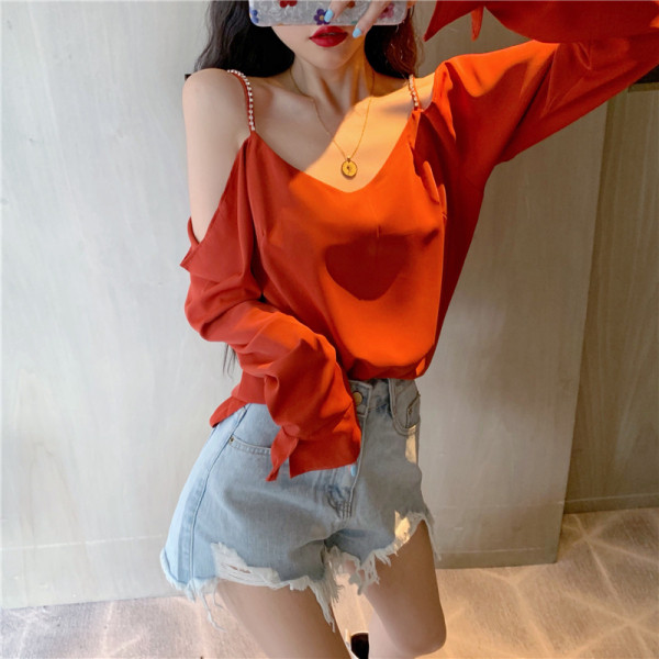 Kevadine naiste allakäinud varrukatega pluus pärlitest rihmadega