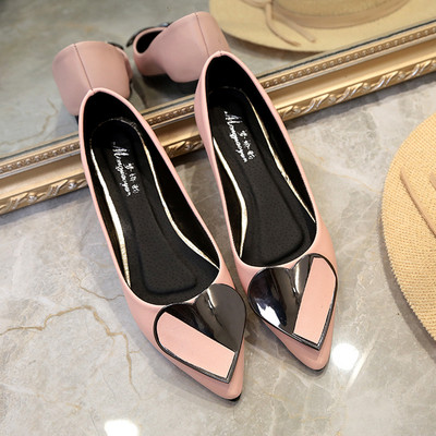 Uus mudel Kevad-suvised mokassiinid lameda talla ja metalldekooriga