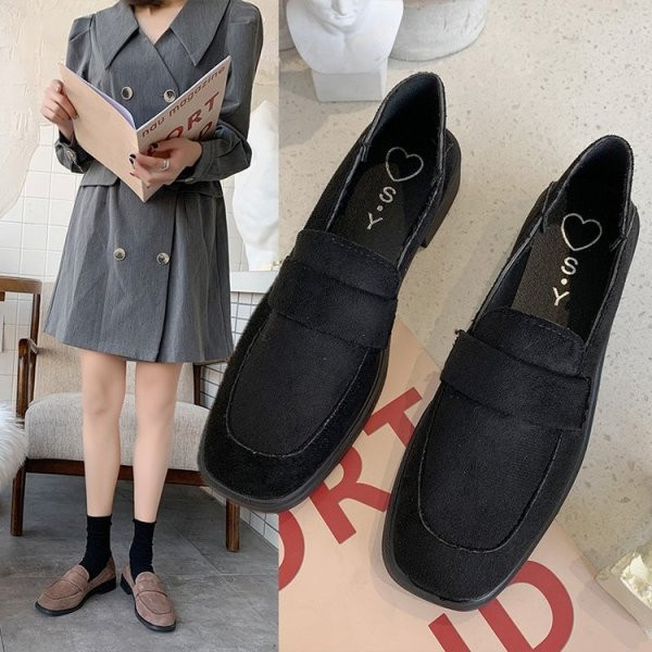 Naiste vabaaja mokassiinid öko seemisnahast lihtsast mudelist lameda tallaga