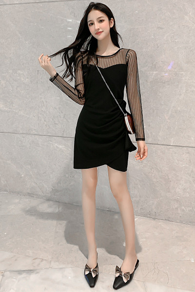 Lühike liibuv kleit tülli varrukatega