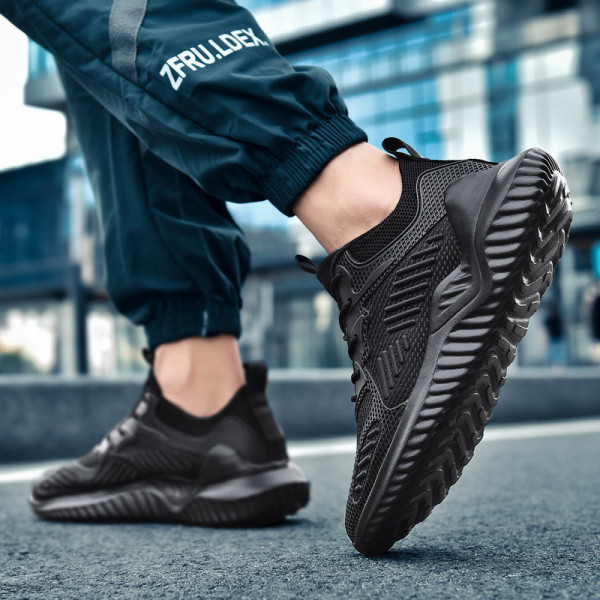 Sport és alkalmi férfi tornacipők fűzővel - 48-as méretig