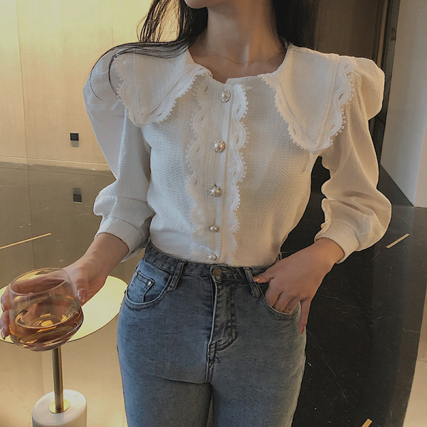 Stílusos női ing békával és puffos ujjakkal