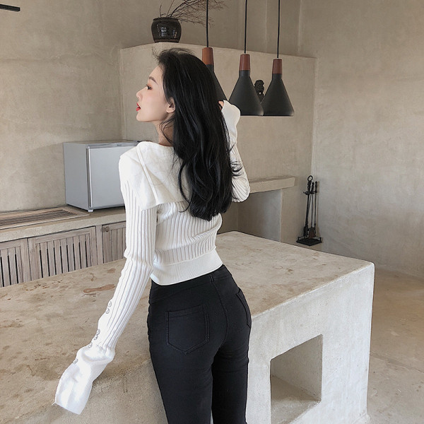 Juhuslik naiste vest velvetrikoosist lootosevarrukate ja spitsikaelusega