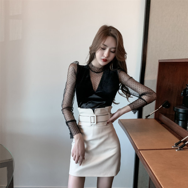 Új modell női fekete bársony blúz tüll ujjal