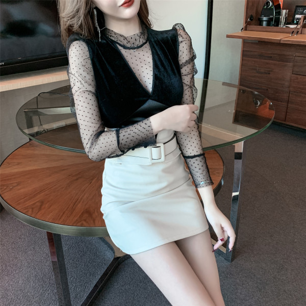 Új modell női fekete bársony blúz tüll ujjal