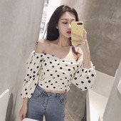 Vabaaja naiste pluus allakäivate varrukate ja puhvvarrukatega