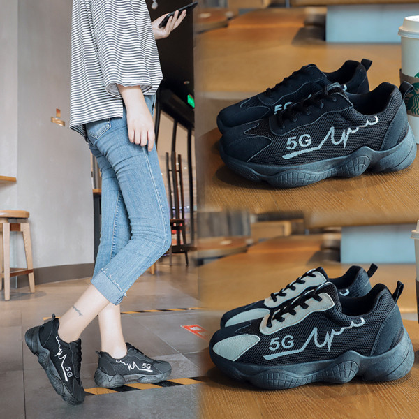 Sport és alkalmi női tornacipő 4,5 cm magas talppal