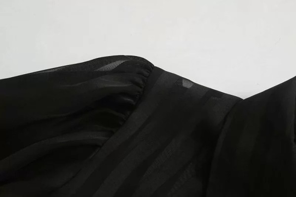 Uus mudel naiste lõikega šifoonist särk