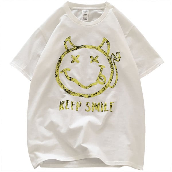 Vabaaja ovaalse dekoltee ja lühikeste varrukatega meeste T-särk