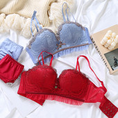 Naiste igapäevane komplekt kaheosalisest pitsiga aluspesust