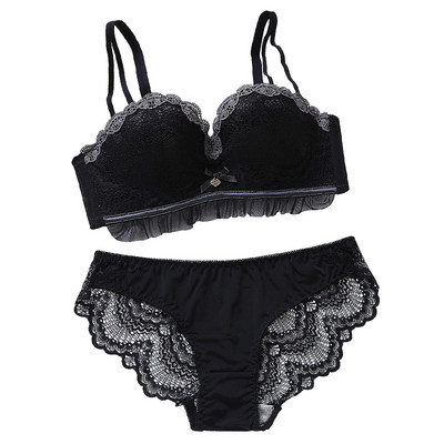 Naiste igapäevane komplekt kaheosalisest pitsiga aluspesust