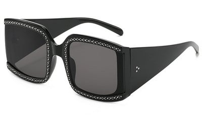 Női napszemüveg új modellje négyzet alakú és kövekkel