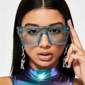 Ruudukujulised värvilised naiste päikeseprillid