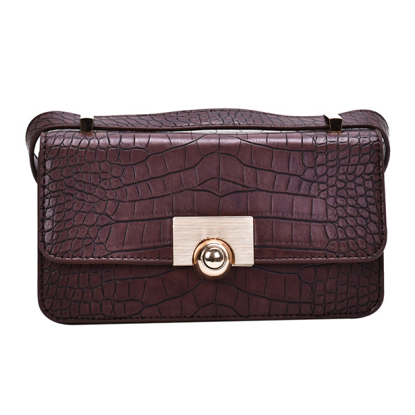 Pika sanga ja metallist kinnitusega vabaaja naistekott