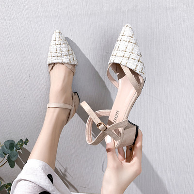 Moteriškos basutės iš ekologiškos zomšos ir tekstilės žemu storu kulnu - smailaus modelio