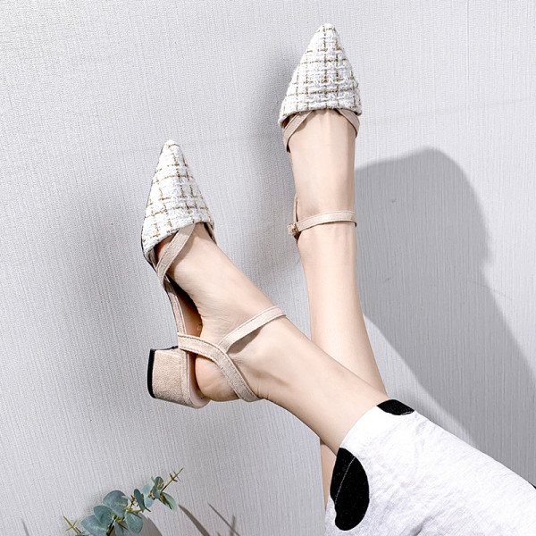 Дамски сандали от еко велур  и текстил с нисък дебел ток - заострен модел