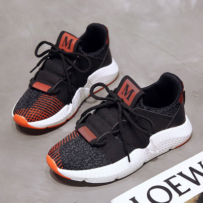 Нов модел дамски маратонки от текстил с връзки 