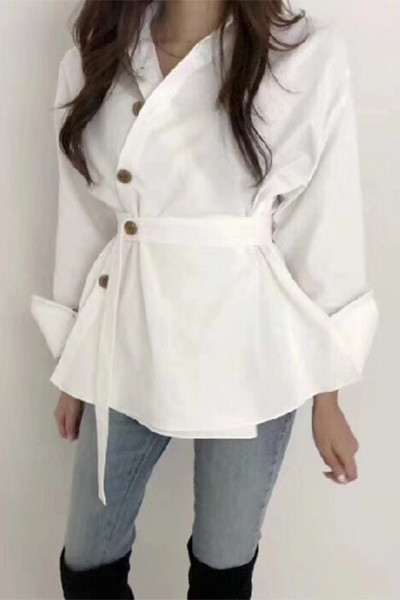 Дамска модерна риза със странично закопчаване и колан на талията 