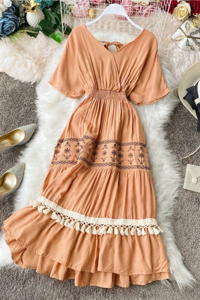 Ежедневна дамска плажна рокля с къс ръкав и пискюл 