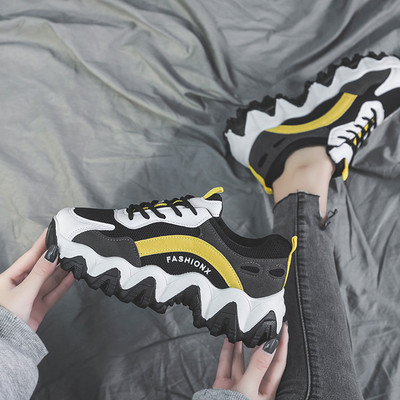 Нов модел дамски маратонки с висока груба подметка и връзки