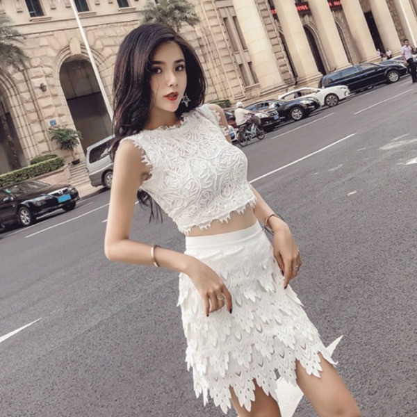 Модерен дамски комплект с дантела от две части 