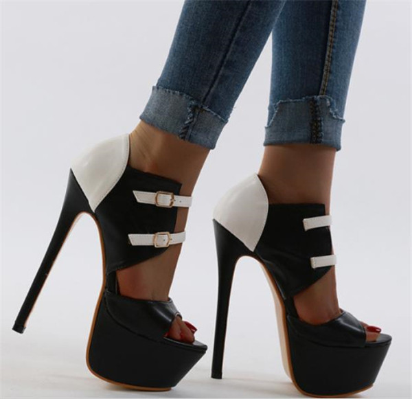 Нов модел дамски сандали на висок ток от еко кожа