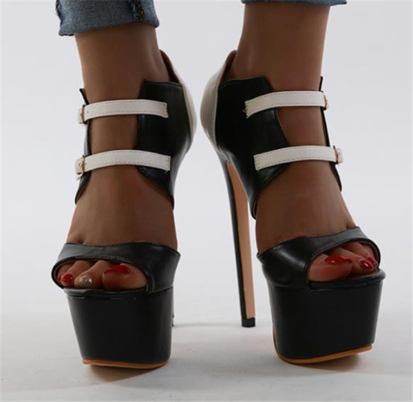 Нов модел дамски сандали на висок ток от еко кожа