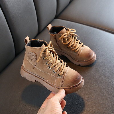 Aktuāli bērnu zābaki ar šņorēm zēniem