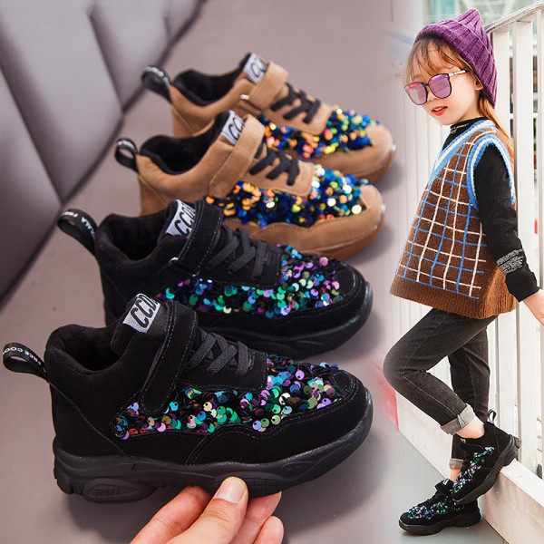 Модерни детски маратонки с лепенка и пайети 