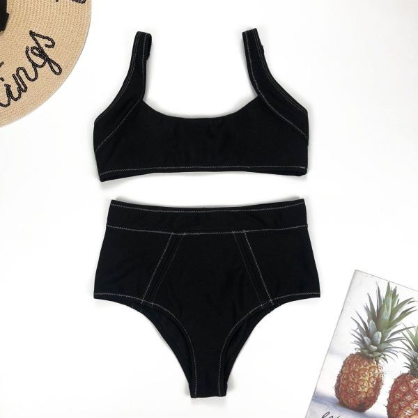 Дамски бански костюм от две части с горнище тип бюстие и долнище с висока талия