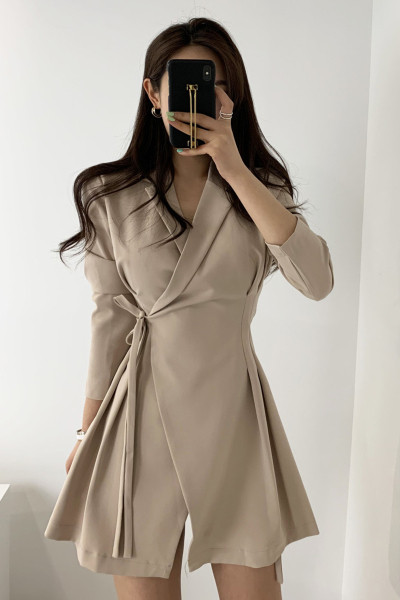 Rochie elegantă de primăvară pentru femei, cu decolteu spitz și mâneci lungi