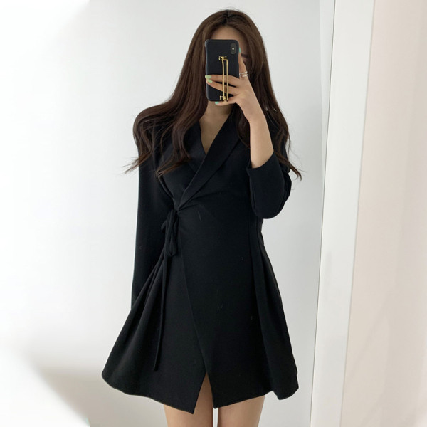 Rochie elegantă de primăvară pentru femei, cu decolteu spitz și mâneci lungi