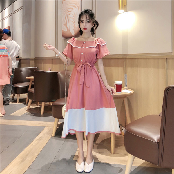 Ежедневна пролетно-лятна рокля с голи рамене разкроен модел