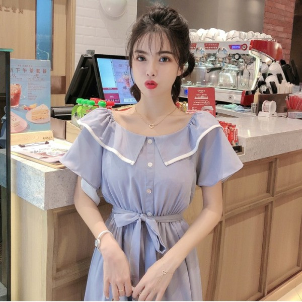 Ежедневна пролетно-лятна рокля с голи рамене разкроен модел