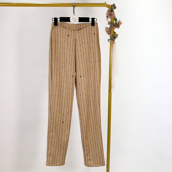 Нов модел дамски панталон прав модел с висока талия